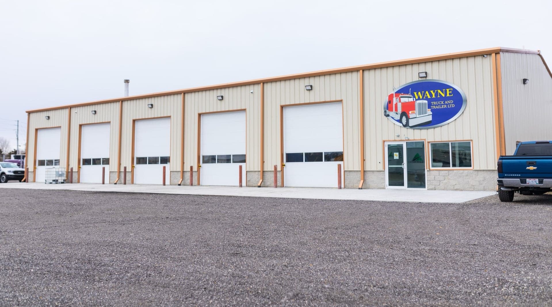 Wayne Truck & Trailer Brookville Ohio facility showing professional truck repair service bays at Interstate 70 Exit 24 near Dayton