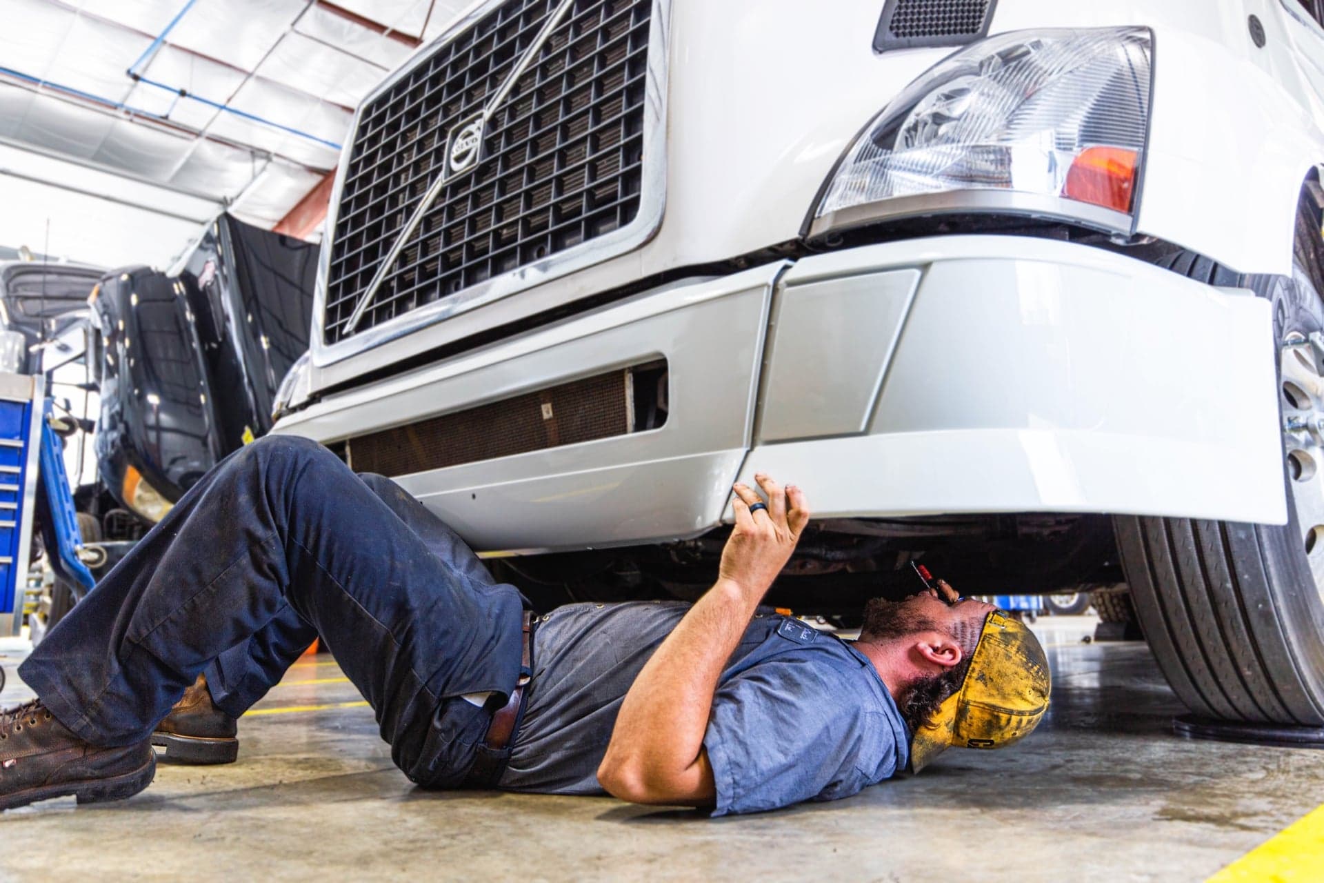 DOT fifth wheel safety inspection and compliance