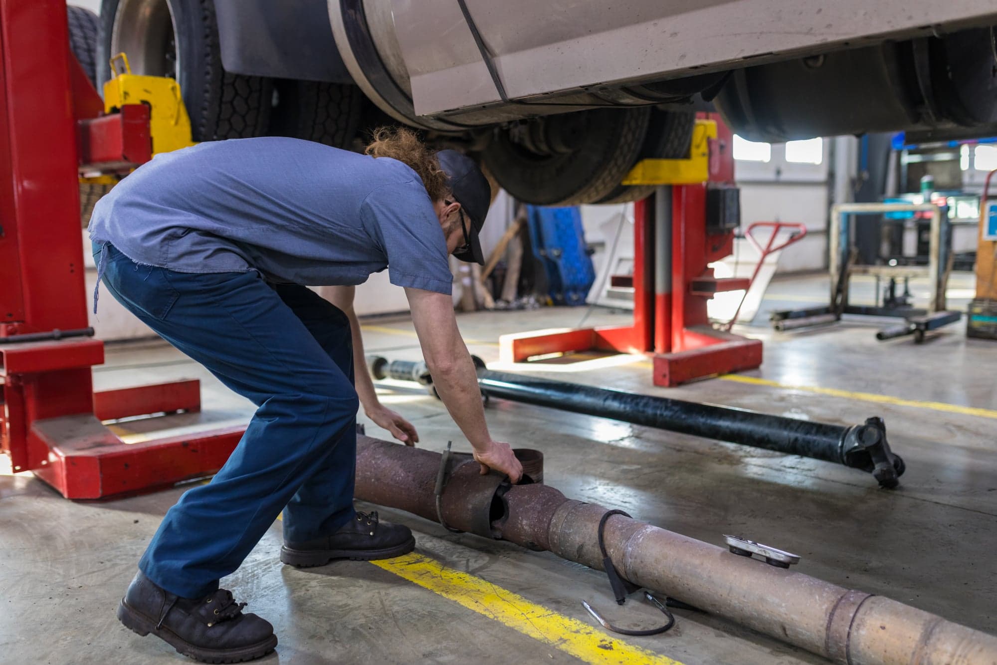 Liftgate safety system inspection and testing