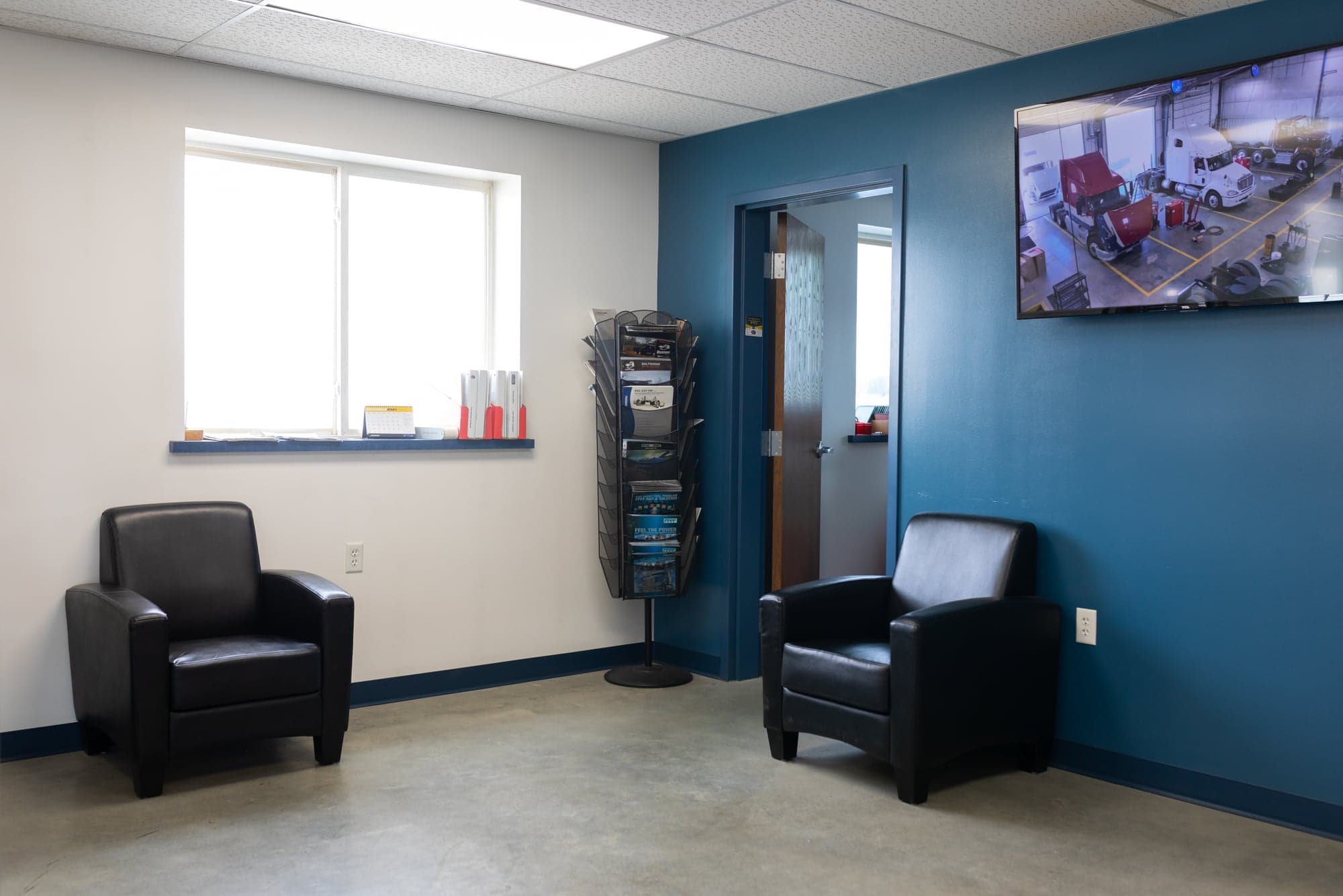 Door latch and lock repair services