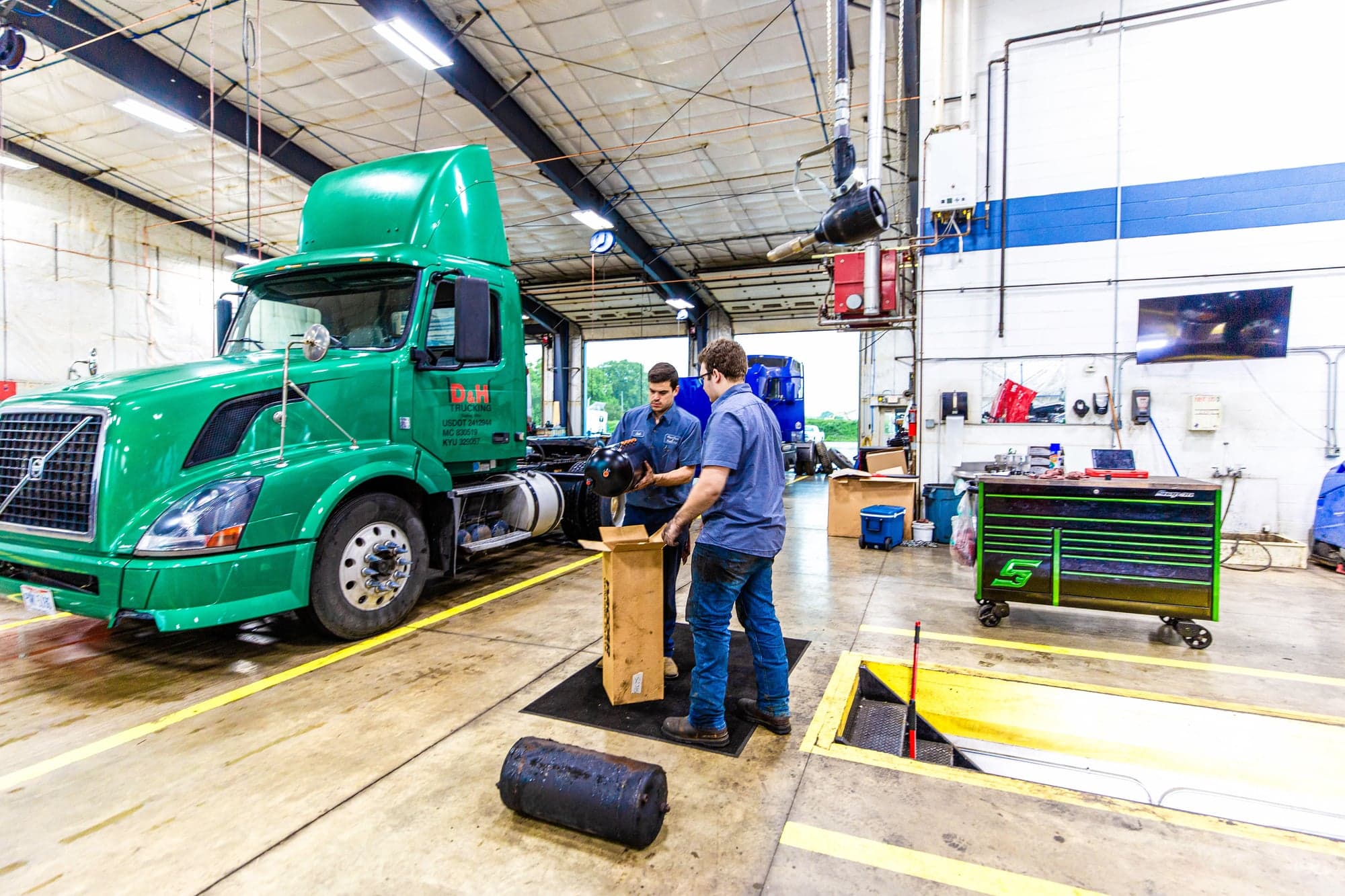 Driveline component service and U-joint replacement
